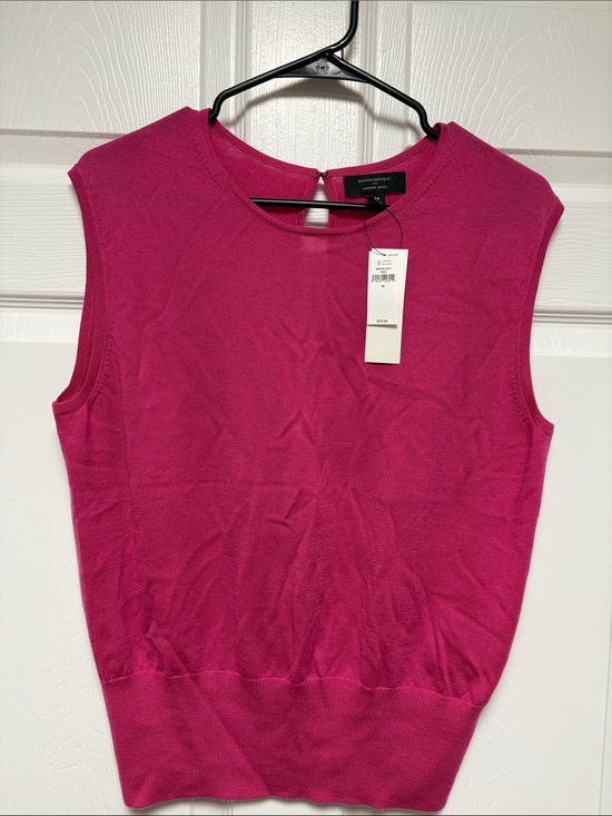 Banana Republic Tops - NWT Banana Republic Sleeveless Knit Tank - Bright Fuchsia